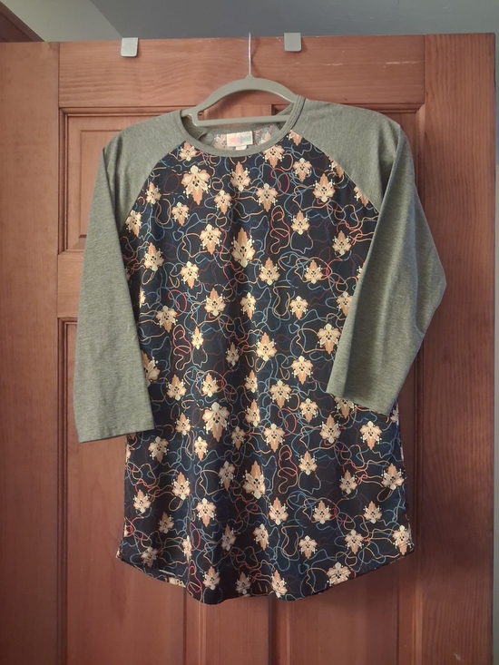 LuLaRoe Tops - LuLaRoe Woman's Raglan Top - Navy Blue, 3/4 Sleeve, Floral Print
